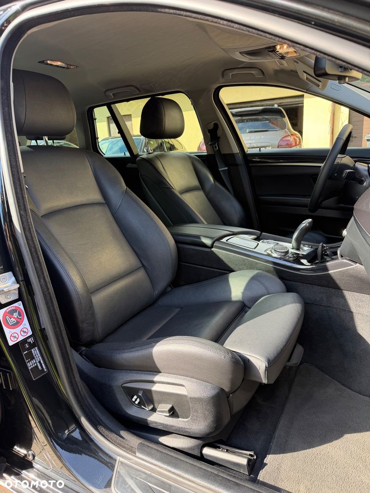 BMW Seria 5 - 30