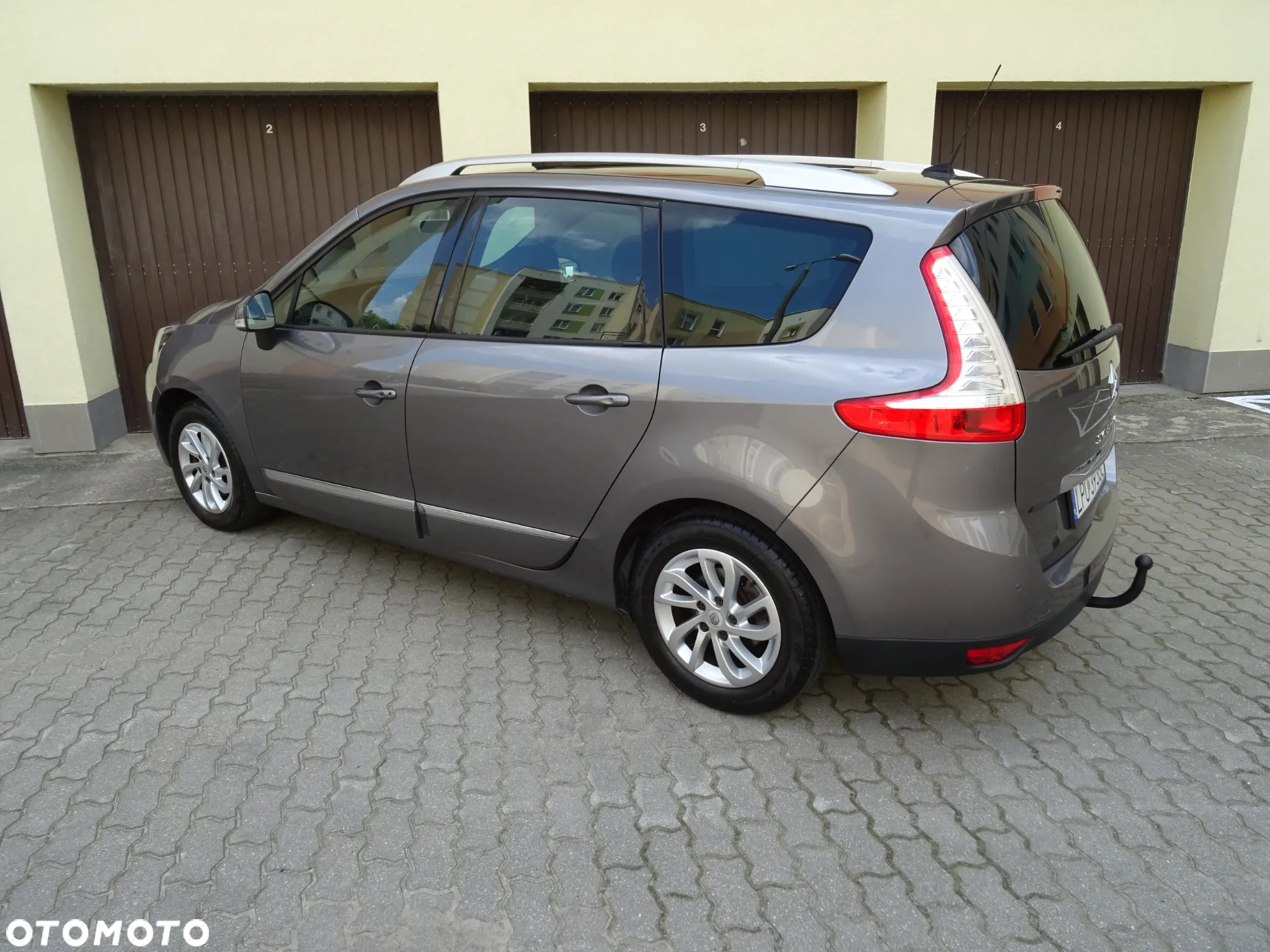 Renault Grand Scenic ENERGY dCi 110 EDC LIMITED - 28