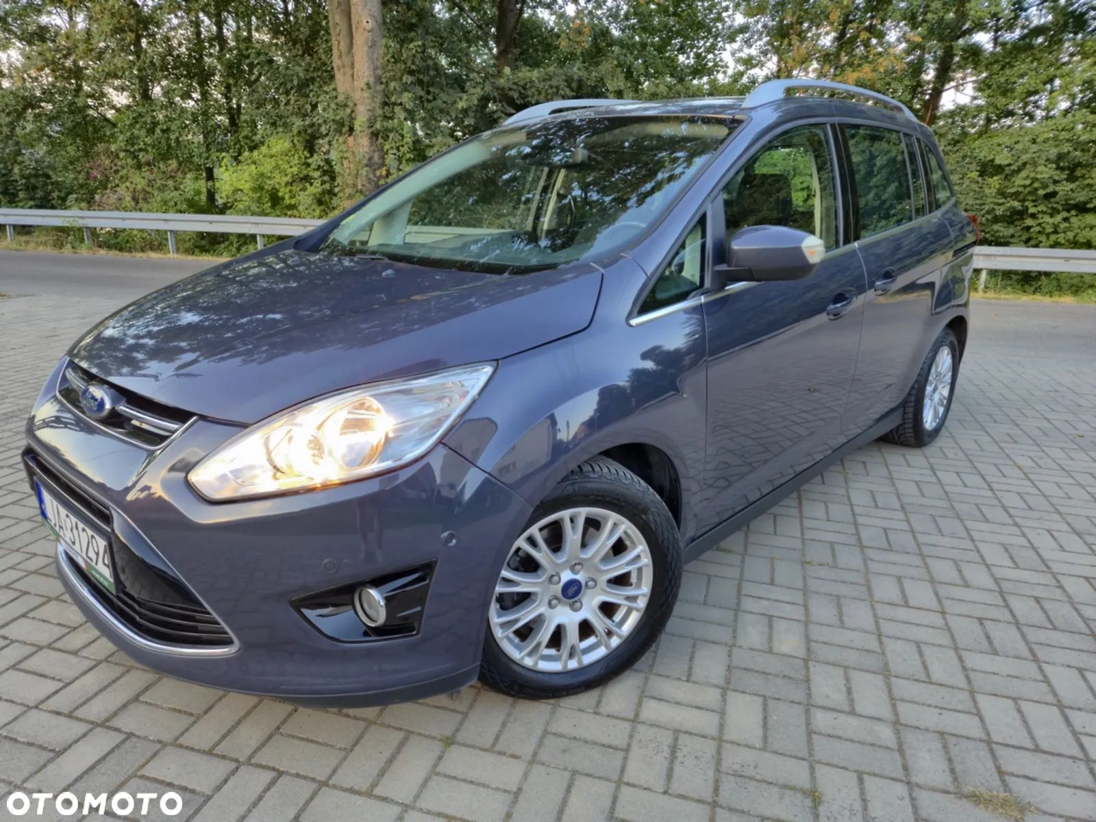 Ford Grand C-MAX 1.6 TDCi Start-Stop-System SYNC Edition - 1