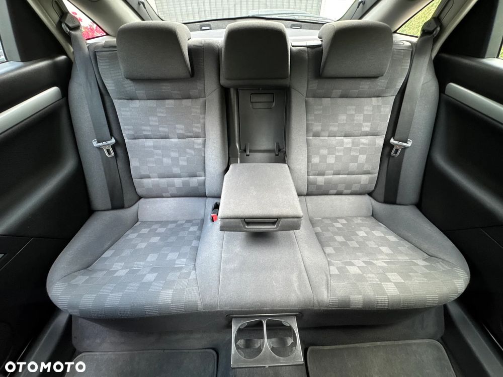 Opel Vectra GTS 1.8 - 15