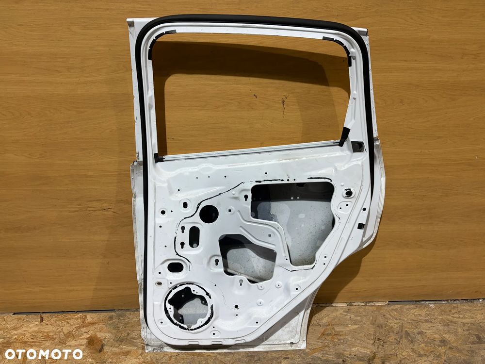 Drzwi tylne prawe Ford B-MAX 12-17 R24720 - 11