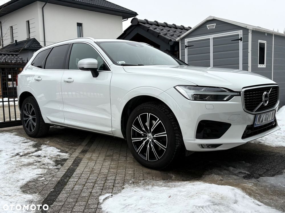 Volvo XC 60 T5 AWD R-Design - 4