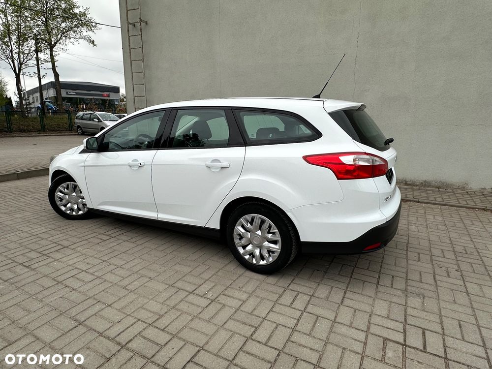 Ford Focus 1.6 TDCi DPF Trend - 13