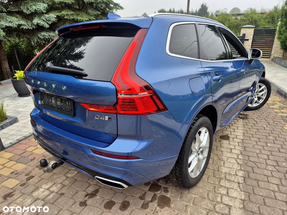 Volvo XC 60 D4 AWD R-Design - 3