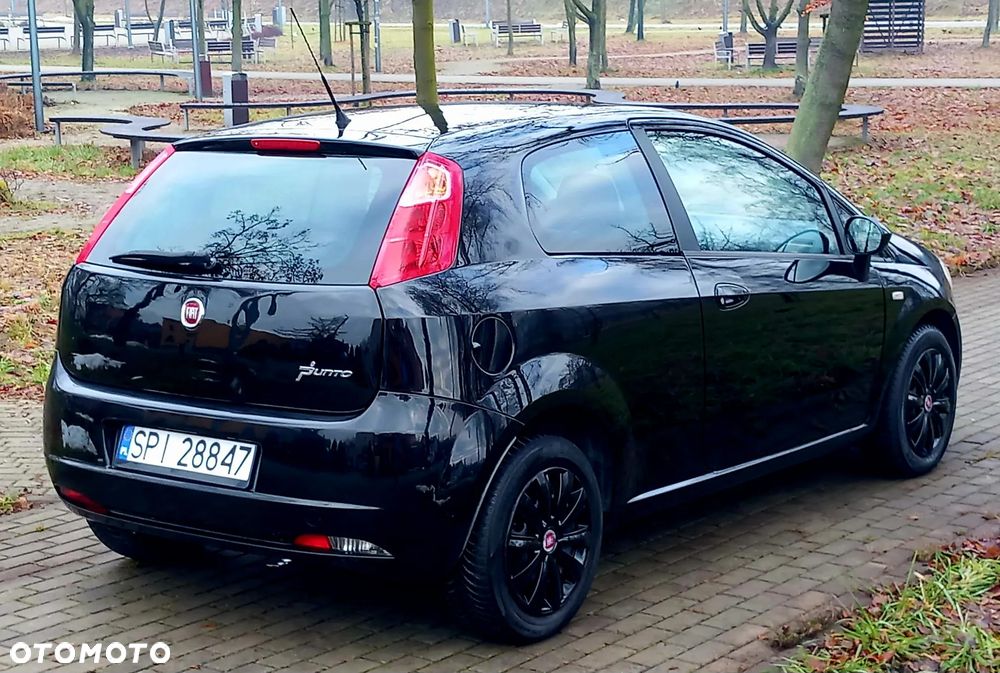 Fiat Grande Punto 1.4 8V Racing - 3