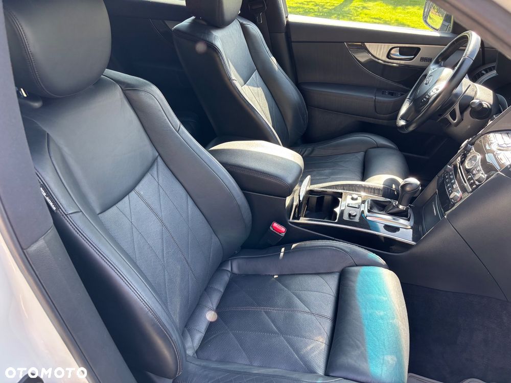 Infiniti QX70 3.0d AWD S Premium - 10
