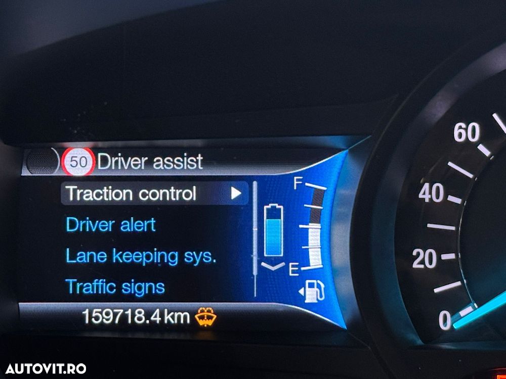 Ford Mondeo 2.0 HEV Titanium - 28