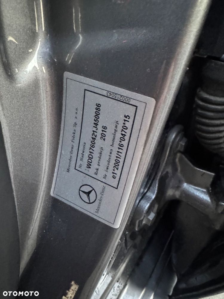 Mercedes-Benz Klasa A 180 AMG Line - 11