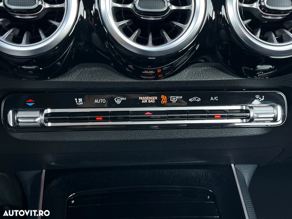Mercedes-Benz GLB - 22