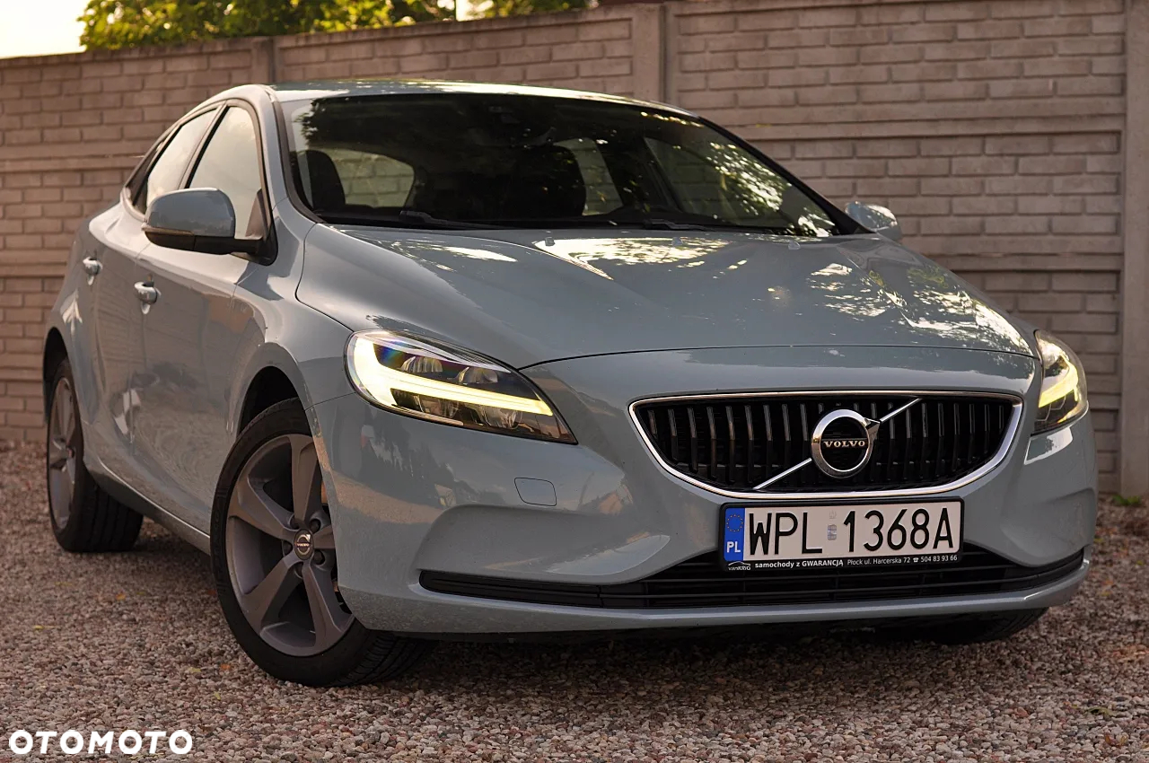 Volvo V40 D2 Momentum - 13