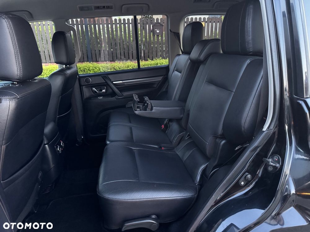 Mitsubishi Pajero 3.2 DI-D Automatik Intense - 7