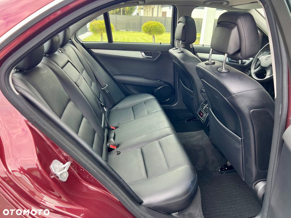 Mercedes-Benz Klasa C - 26