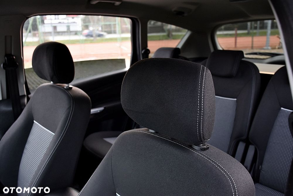 Ford S-Max 2.0 TDCi DPF Business Edition - 35