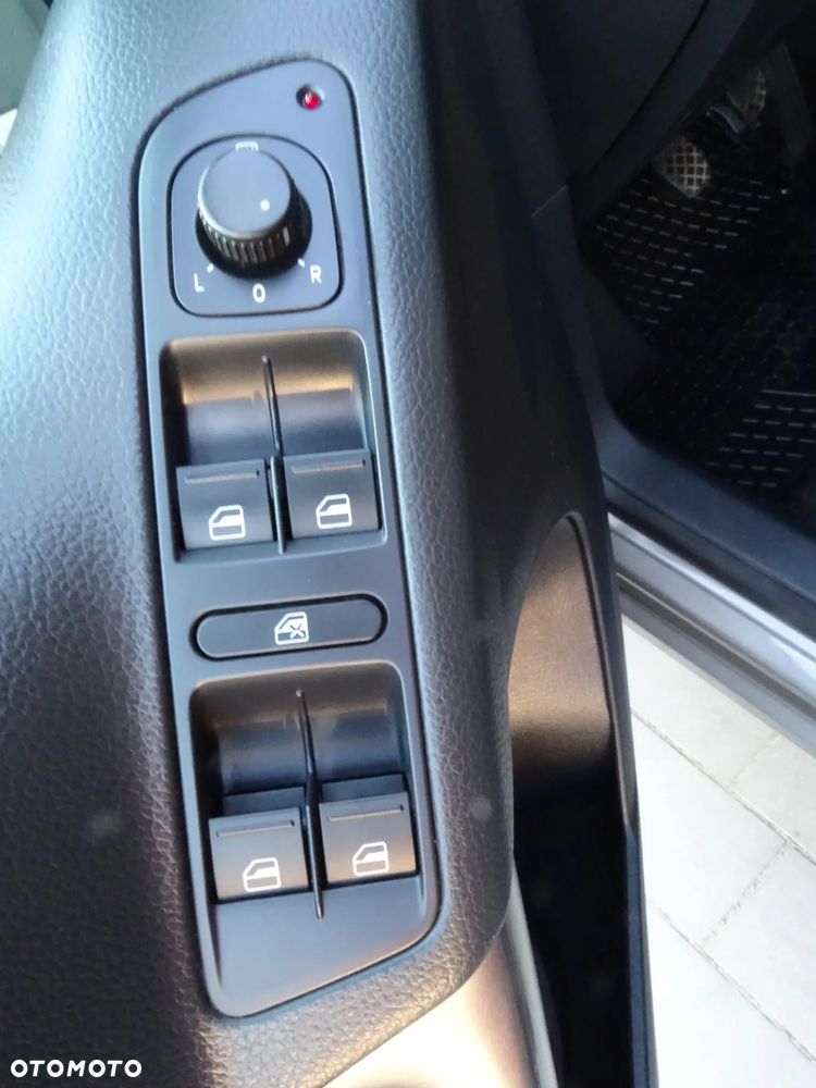 Volkswagen Tiguan - 14