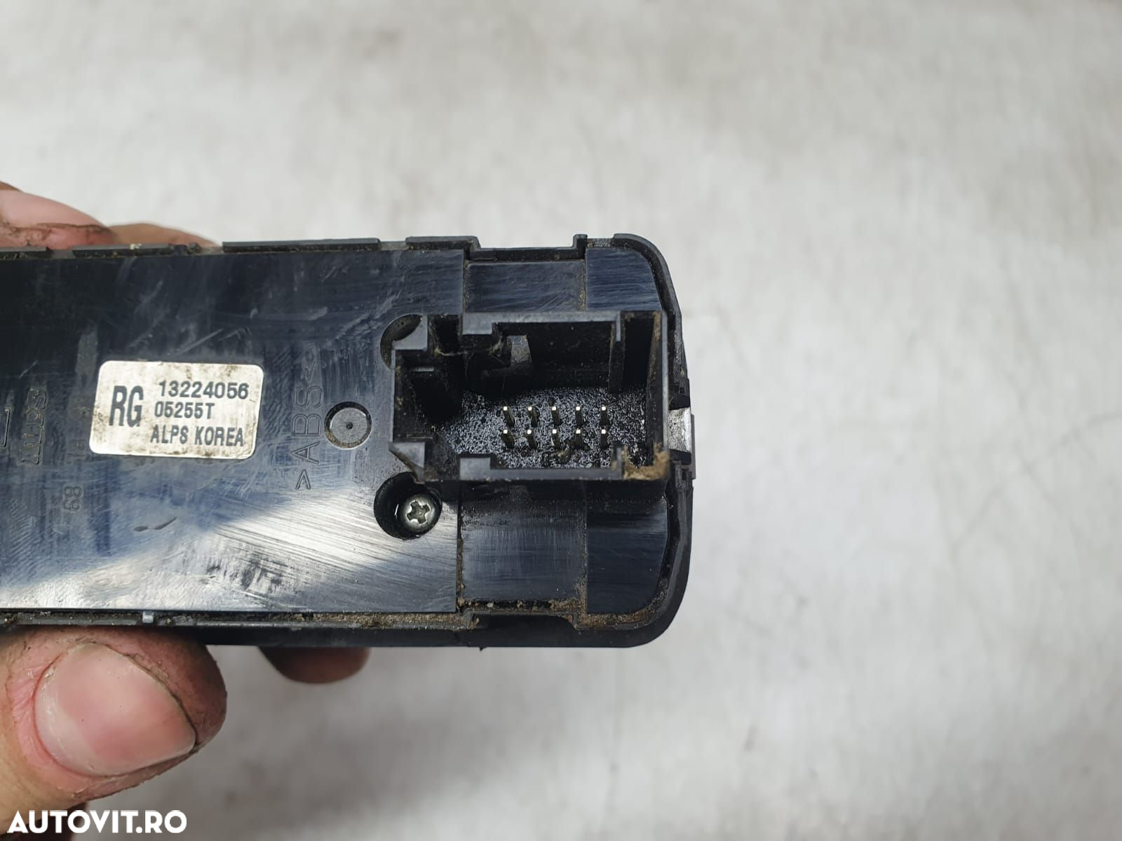 Panou butoane geamuri 13224056 Opel Vectra C [2002 - 2005] - 4