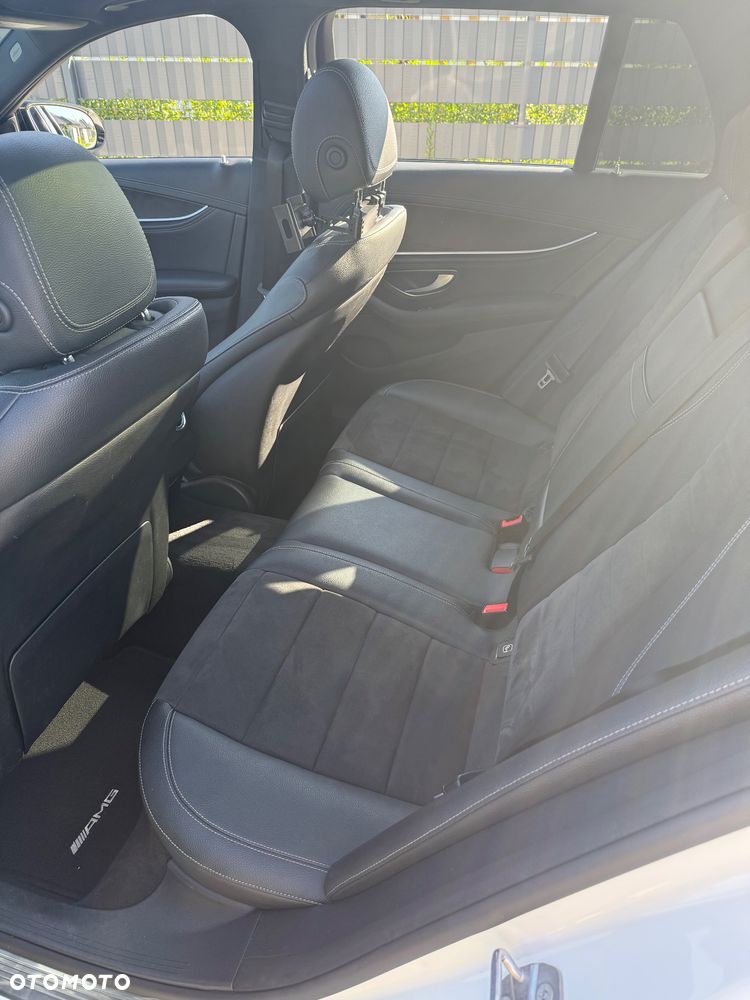Mercedes-Benz Klasa E 220 d 9G-TRONIC - 4