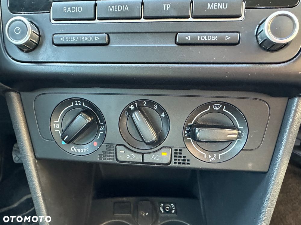 Volkswagen Polo - 5