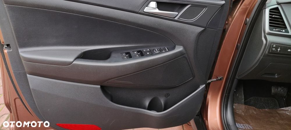 Hyundai Tucson 1.7 CRDI BlueDrive Comfort 2WD DCT - 16