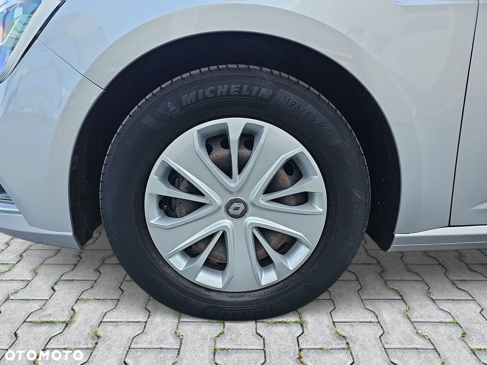 Renault Megane 1.5 Blue dCi Business - 10