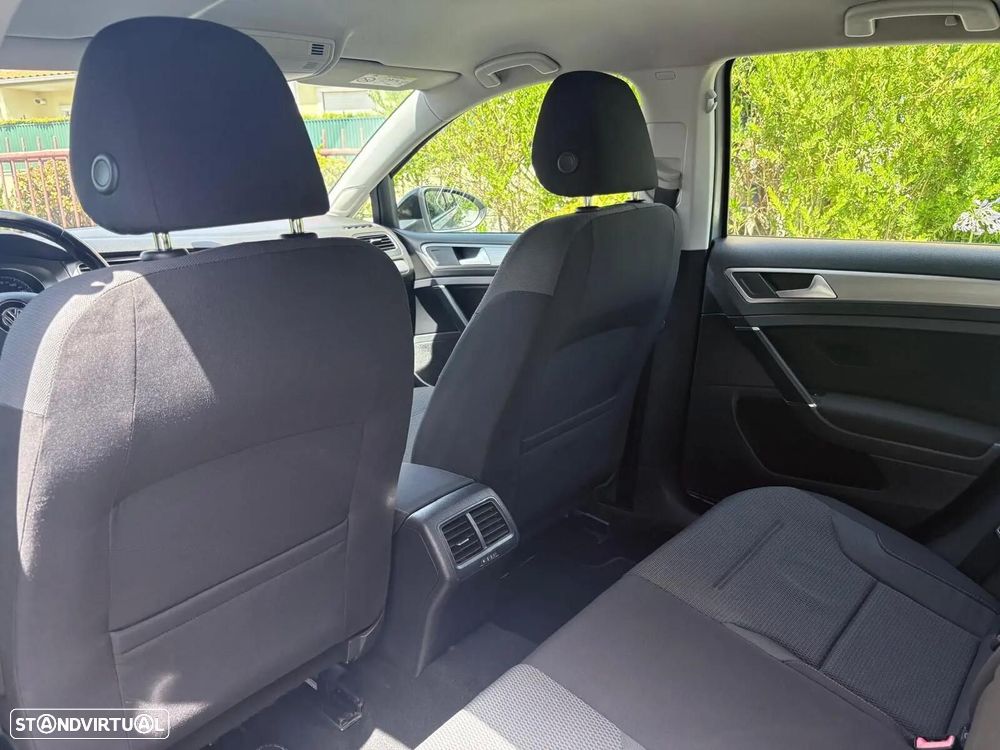 VW Golf 1.0 TSI Trendline - 59