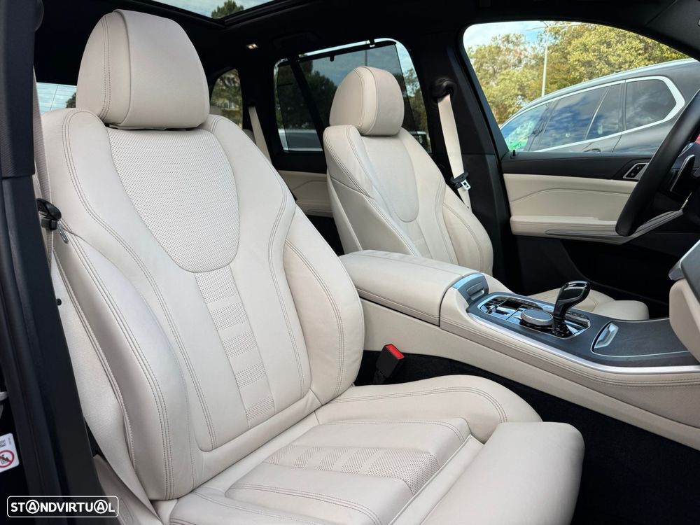 BMW X5 45 e xDrive Pack M - 24