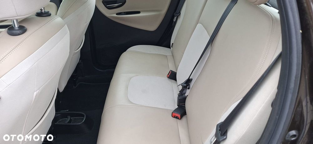 Lancia Ypsilon Y 0.9 TwinAir Turbo 8V Automatik Platinum - 15