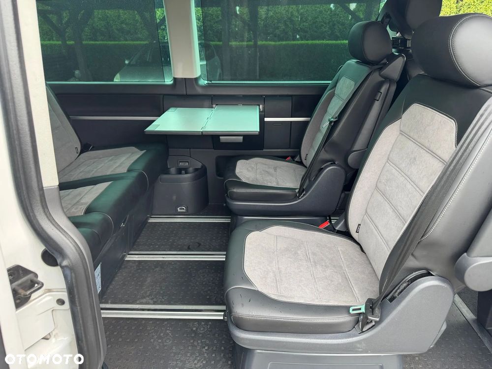 Volkswagen Multivan 6.1 2.0 TDI L1 Highline 4Motion DSG - 11
