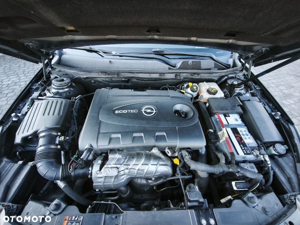 Opel Insignia - 18