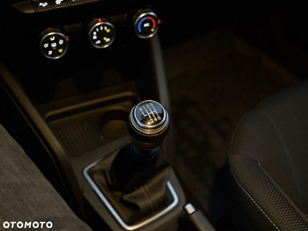 Dacia Duster 1.6 SCe Connected by Orange 4WD - 17