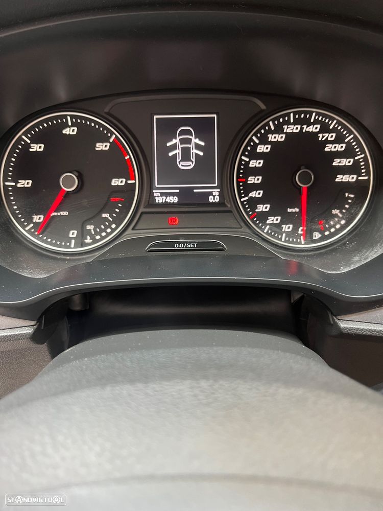 SEAT Leon 1.6 TDI DPF Ecomotive Style - 25