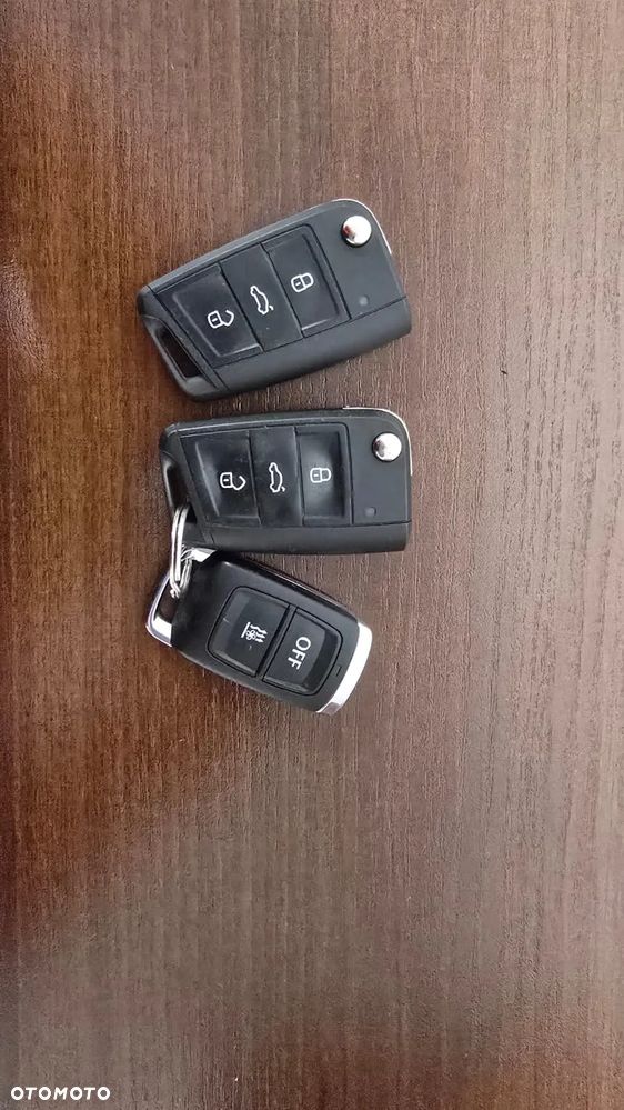 Volkswagen Tiguan - 17