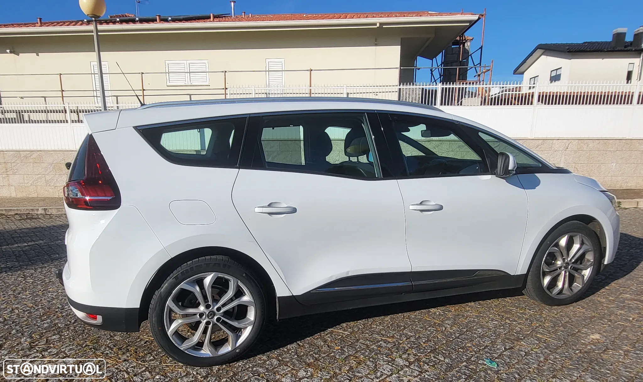 Renault Scénic ENERGY dCi 110 Business - 26
