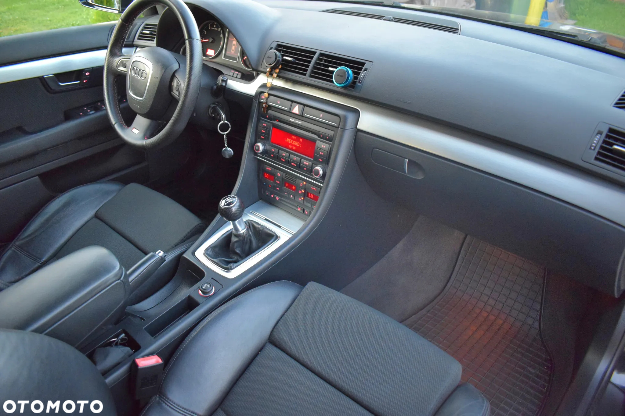 Audi A4 - 24