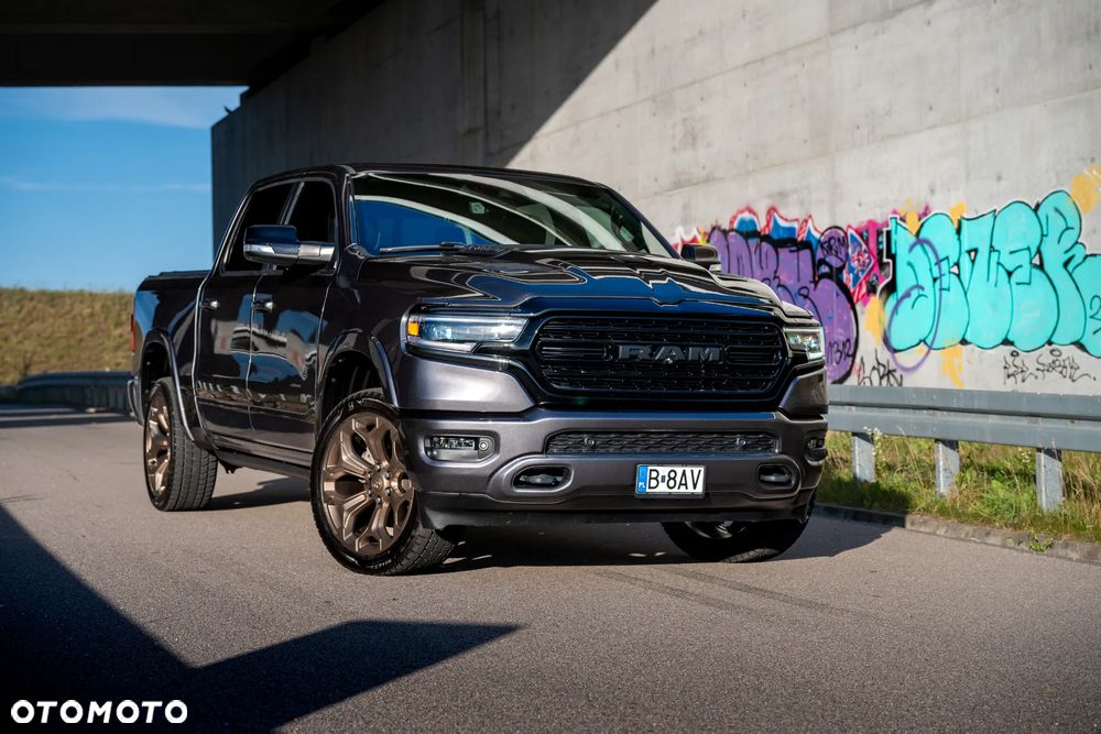 RAM 1500 Crew Cab Shortbed Limited - 6
