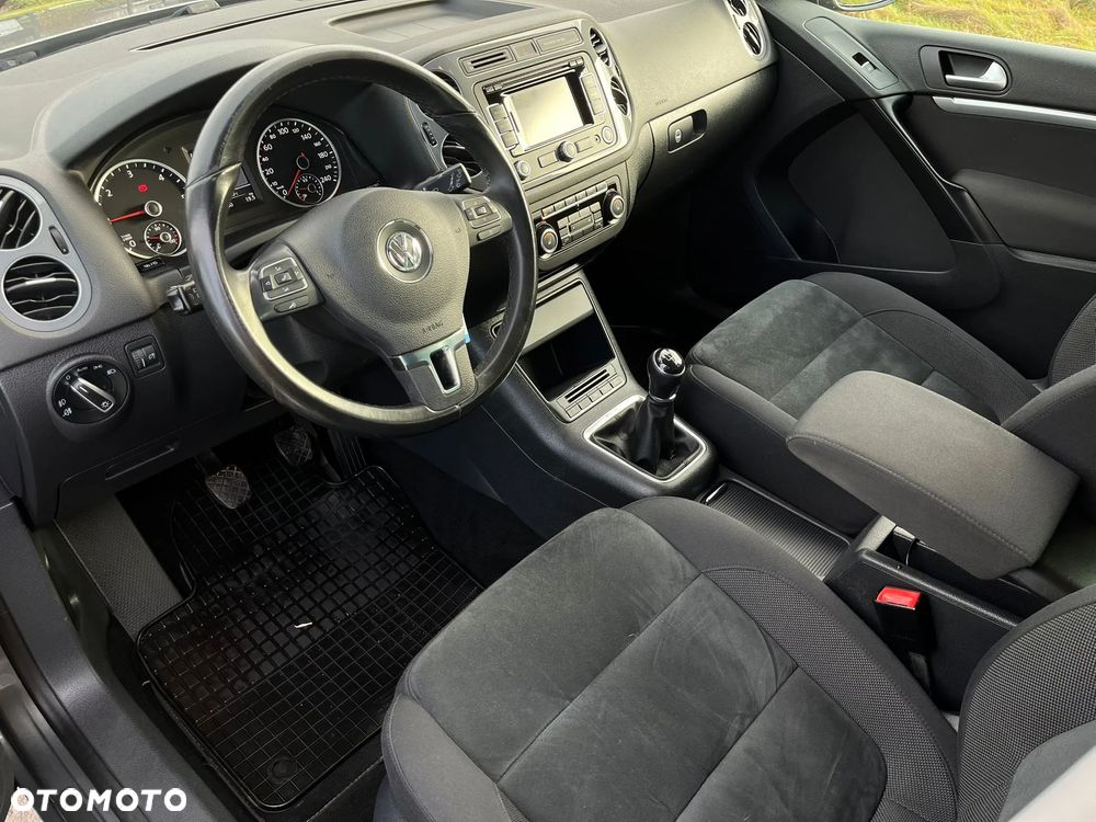 Volkswagen Tiguan 2.0 TDI DPF 4Motion BlueMotion Technology Track & Style - 6