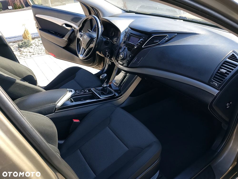 Hyundai i40 Kombi 1.7 CRDi Style - 10
