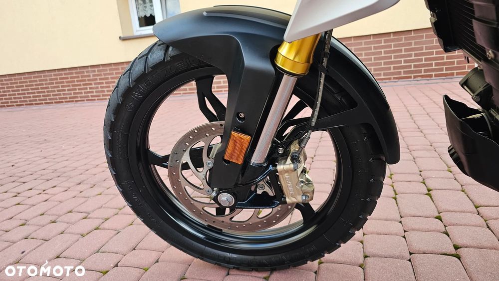 BMW G - 15