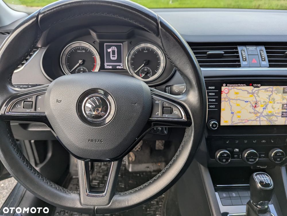 Skoda Octavia ver-1-4-tsi-style - 5