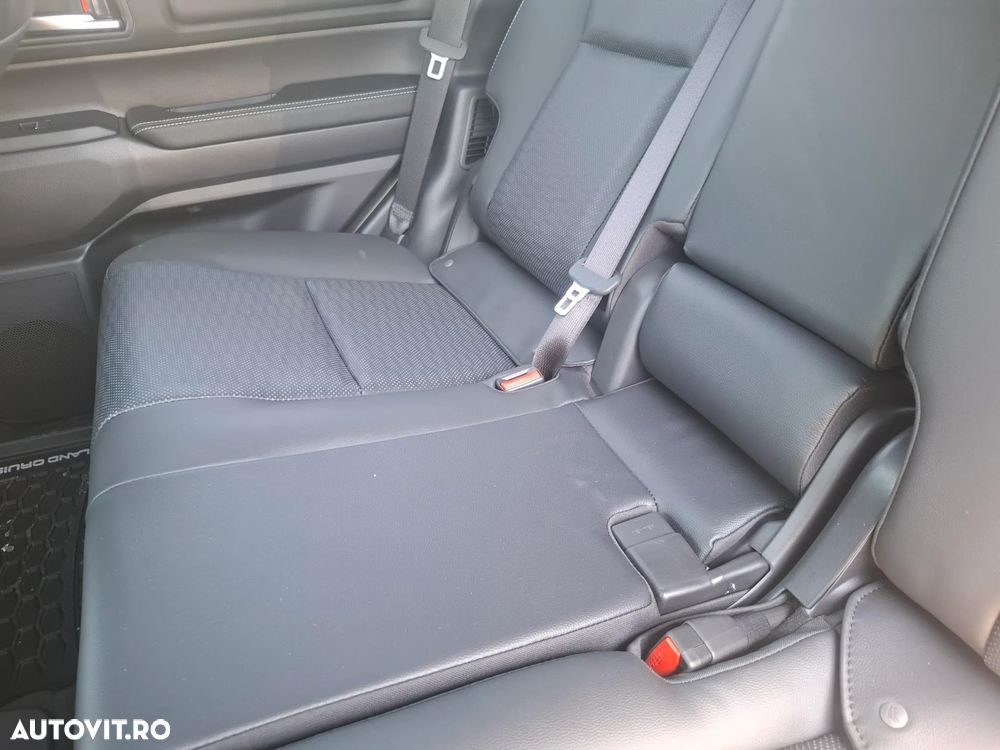Toyota Land Cruiser 250 - 19