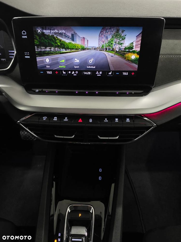 Skoda Octavia 2.0 TDI DSG Exclusive Plus - 17