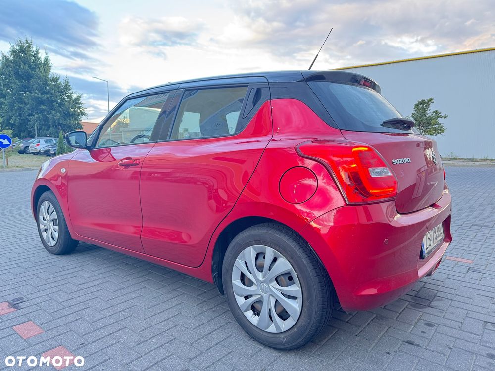 Suzuki Swift 1.2 Dualjet SHVS Premium CVT - 6