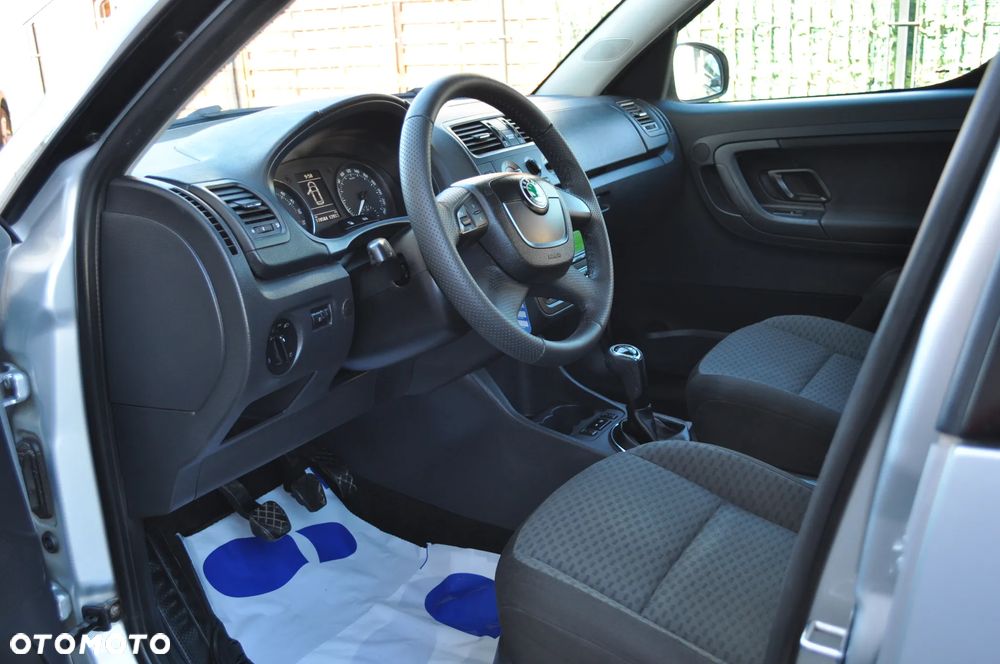 Skoda Roomster 1.6 TDI DPF Comfort PLUS EDITION - 10