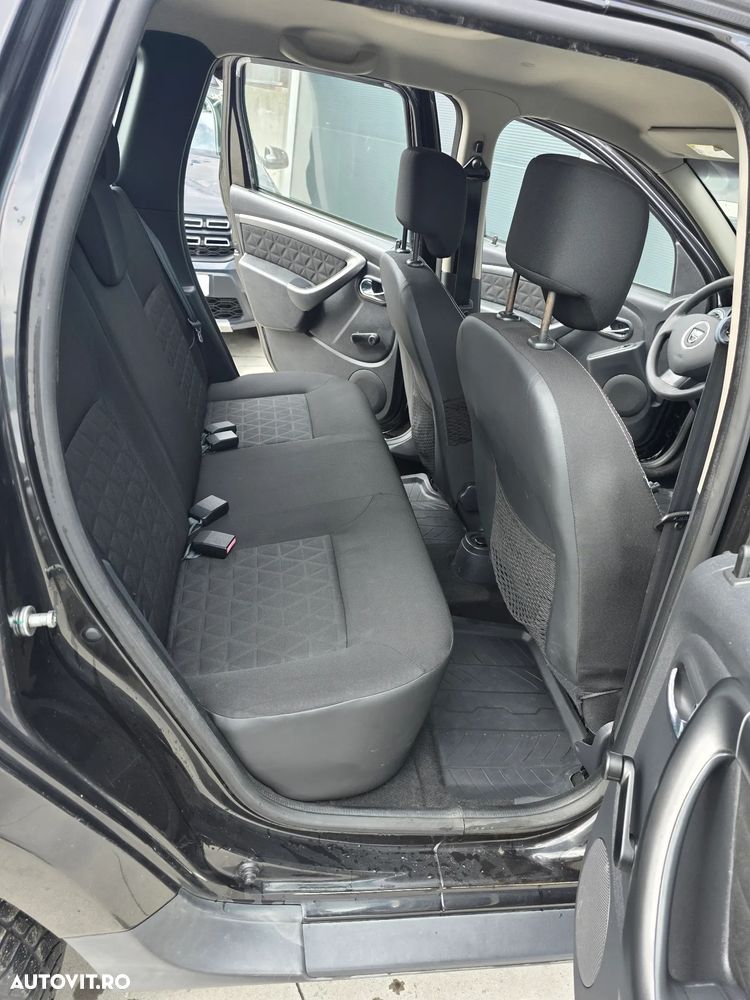Dacia Duster dCi 90 FAP 4x2 Ambiance - 13