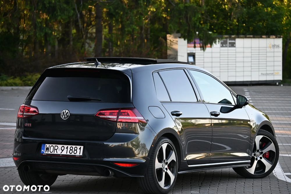 Volkswagen Golf 2.0 TSI BMT GTI Performance DSG - 17
