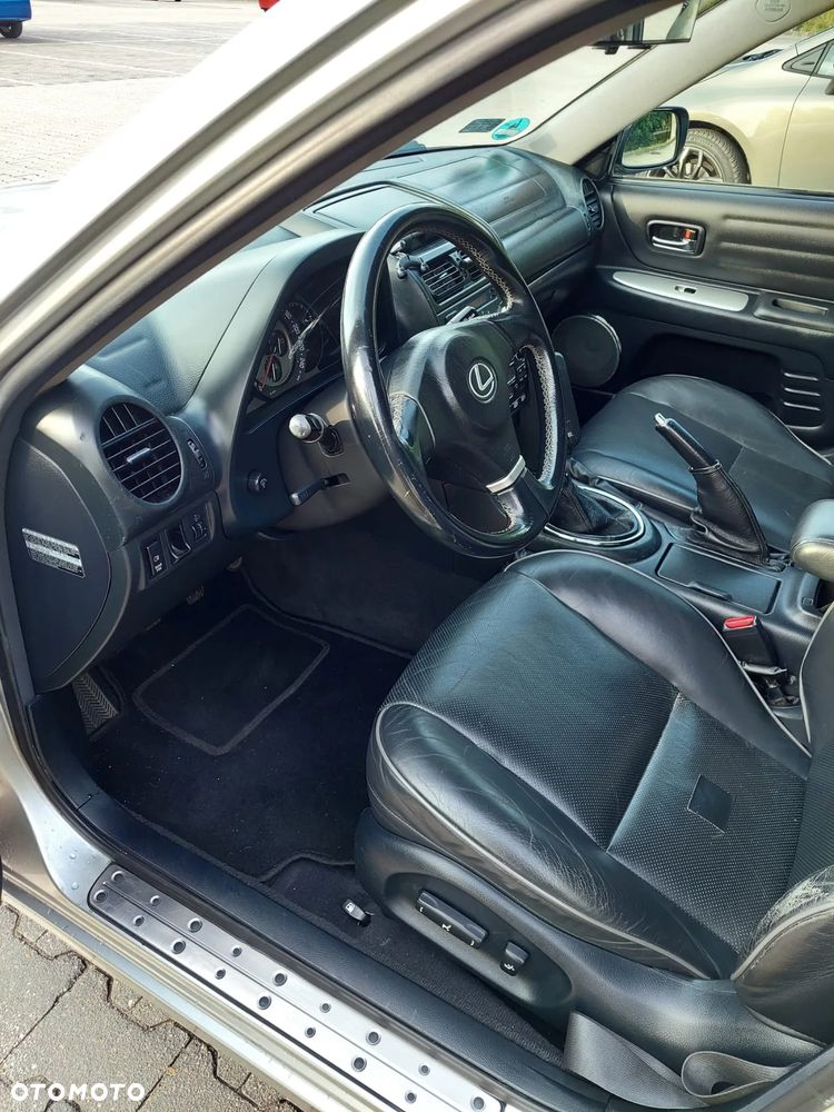Lexus IS 200 SC Classic - 18