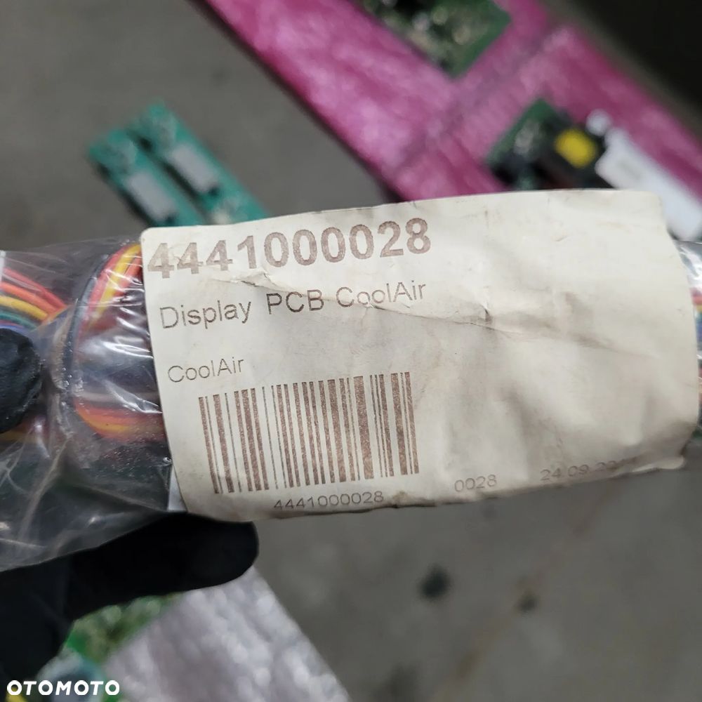 STEROWNIK OBUDOWA KLIMATYZACJI POSTOJOWEJ WAECO - 8