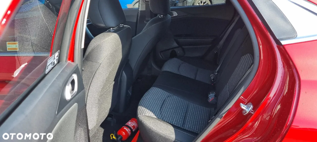 Kia XCeed 1.5 T-GDI M - 13