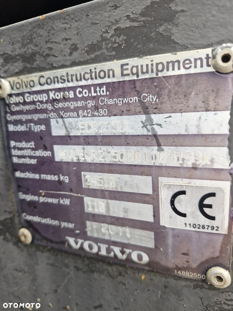 Volvo ECR235C - 11