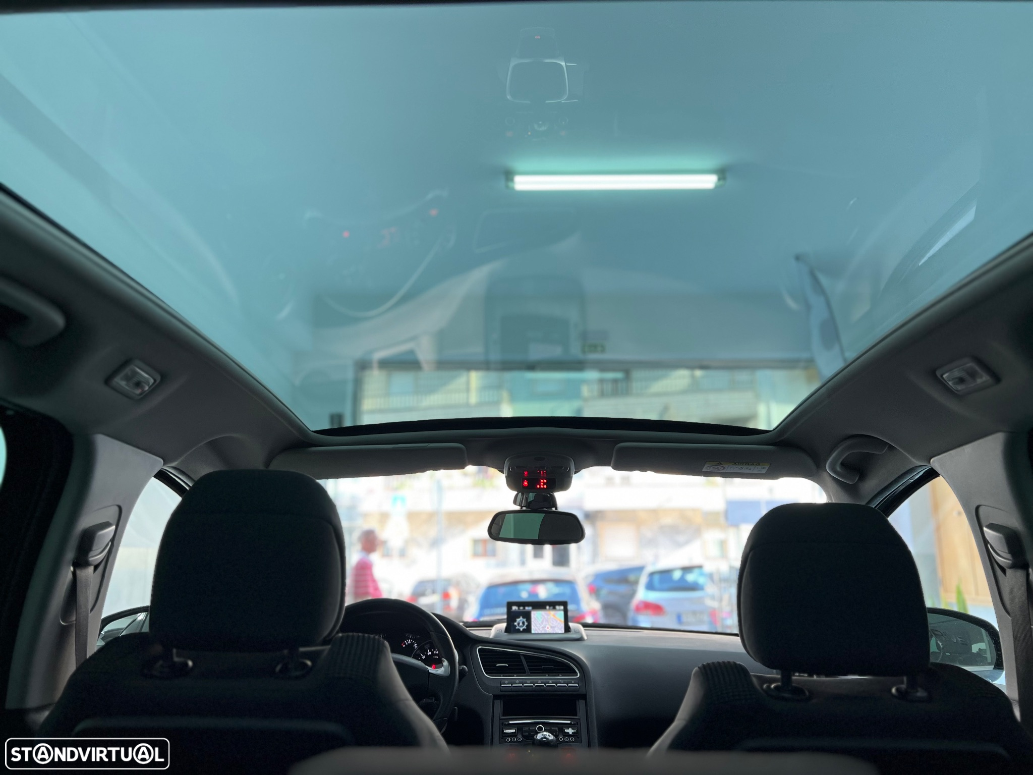 Peugeot 5008 1.6 BlueHDi Allure - 8