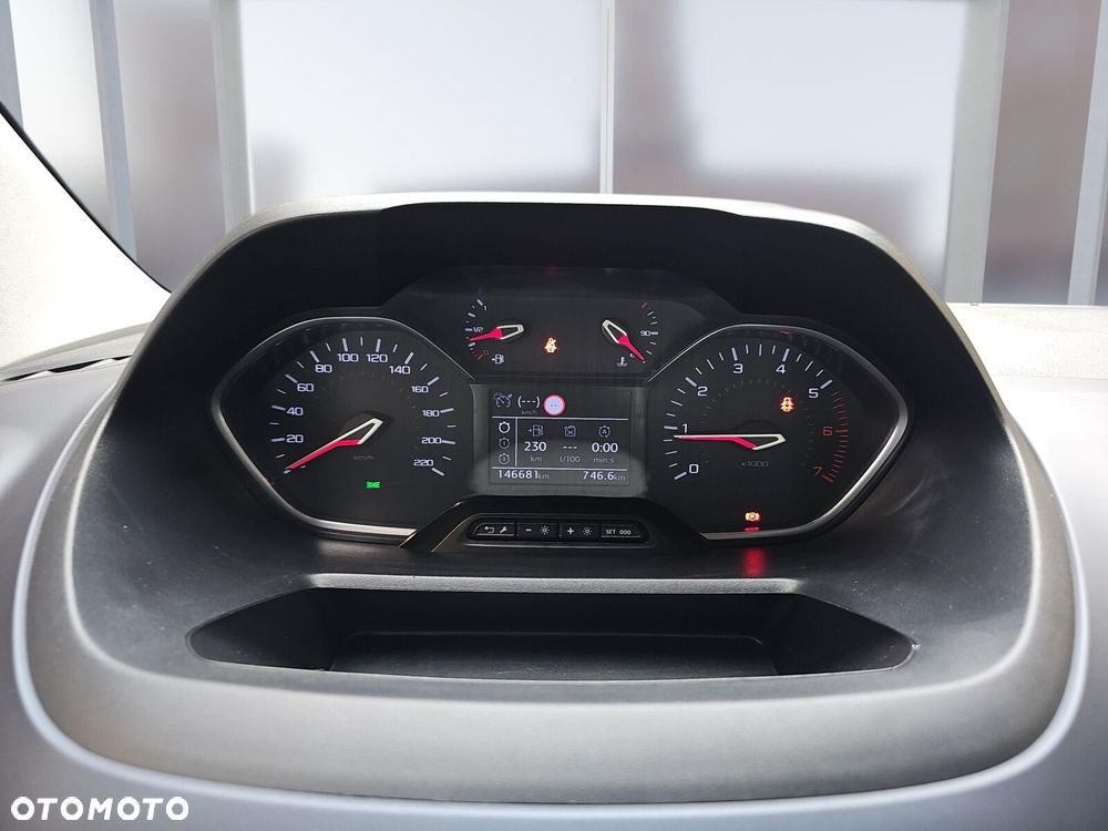 Peugeot Rifter 1.5 BlueHDI Allure Pack S&S - 16